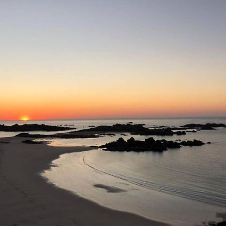 Maison Avec Spa Cote De Granit Rose トレガステル エクステリア 写真